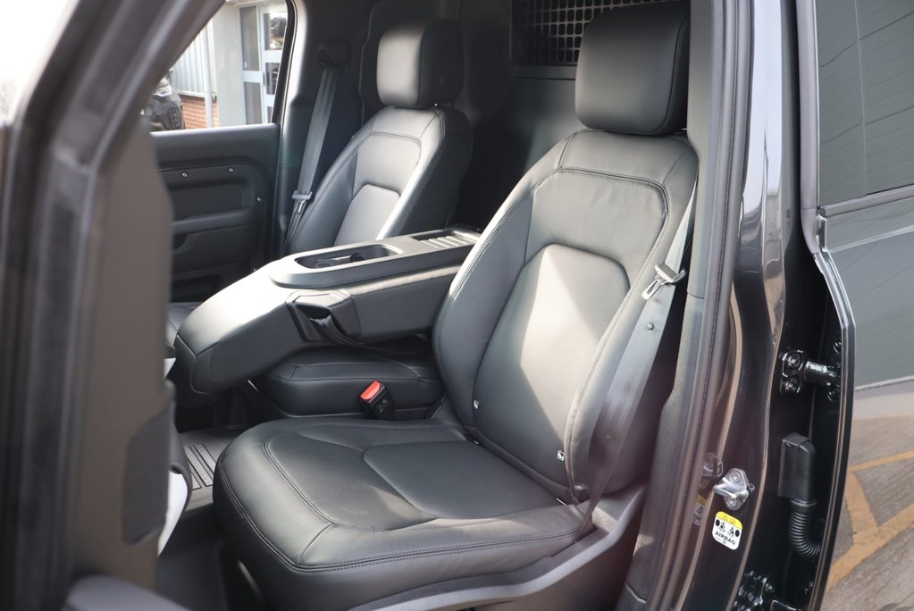 Land Rover Defender 110 BRAND NEW D350 HARD TOP  HSE STYLED BY SEEKER 3 SEATER ASK ABOUT REAR SEATS 23