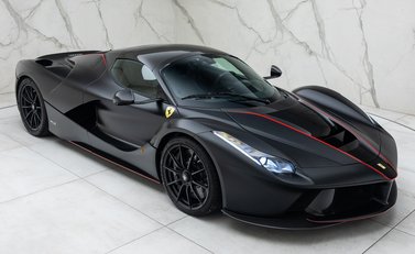 Ferrari LaFerrari Aperta 18