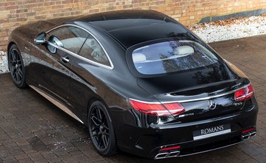 Mercedes-Benz S63 AMG Coupe 9