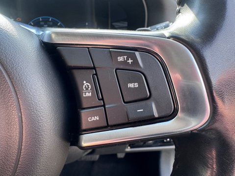 Jaguar XF D PORTFOLIO AWD 16