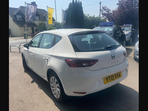SEAT Leon 1.6 TDI CR SE Euro 5 (s/s) 5dr 2