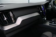 Volvo XC60 2.0 XC60 R-Design B4 MHEV AWD Auto 4WD 5dr 22