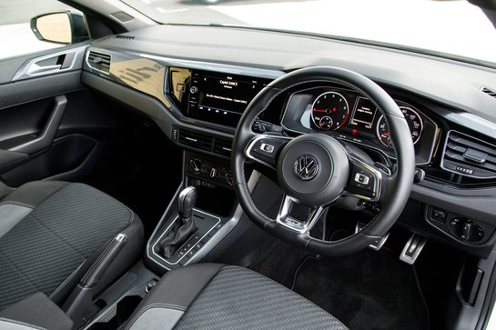 Volkswagen Polo R-LINE TSI DSG