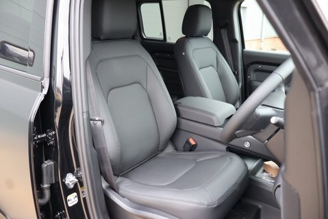 Land Rover Defender 110 2026 HARD TOP D250 X-DYNAMIC  PPF WORLD TOUR REAR SEATS HUGE SPEND  20