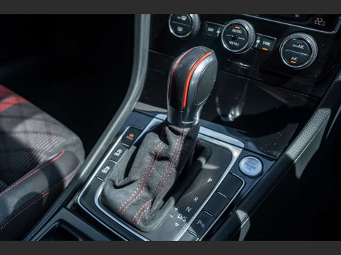 Volkswagen Golf 2.0 Golf GTi TCR Semi-Auto 5dr 18