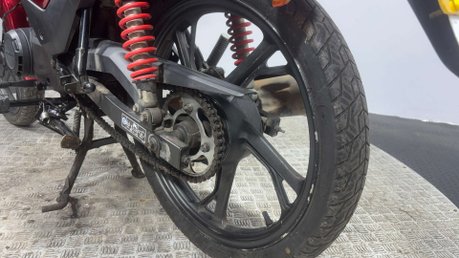 Honda CB CBF125 2022 14K COMMUTER PROJECT BIKE SPARES OR REPAIR 125CC 9