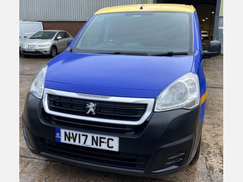 Peugeot Partner 1.6 BlueHDi 744 S Combi Van 6dr Diesel Manual L2 (113 g/km, 97.64 bhp) 31