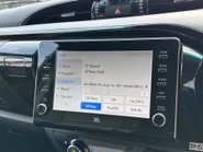 Toyota Hilux 2.8 D-4D Invincible X Pickup Double Cab 4dr Diesel Auto 4WD Euro 6 (204 ps) 31