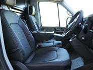 Volkswagen Crafter 9