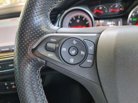 Vauxhall Insignia SRI VX-LINE NAV 46