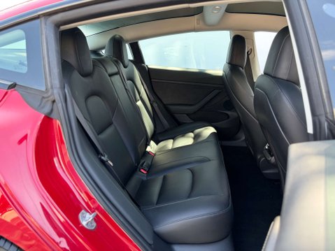 Tesla Model 3 Saloon 4dr Electric Auto RWD (241 bhp) 21