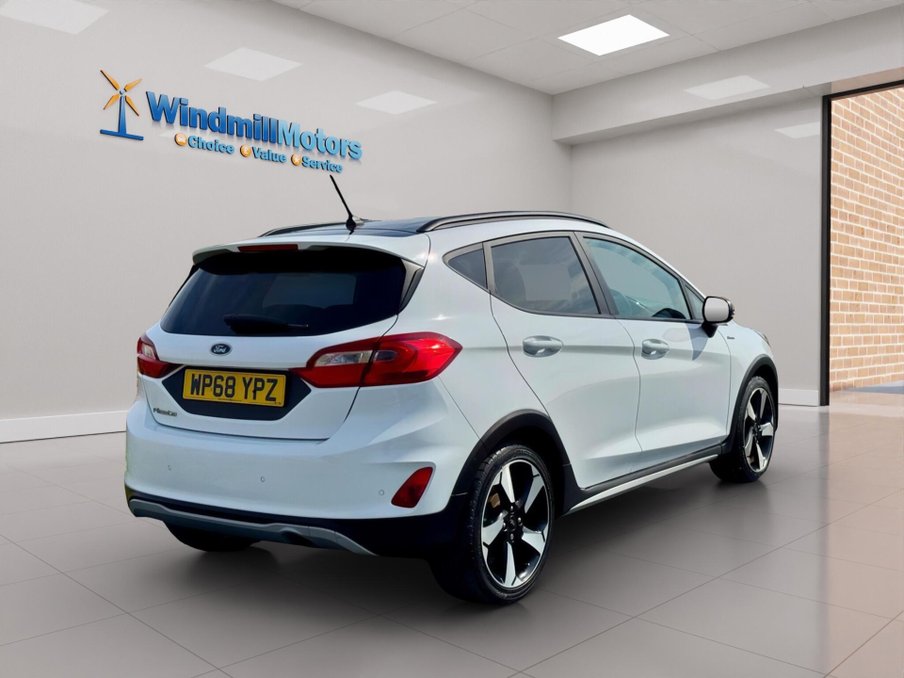 2018 Ford Fiesta — image 11