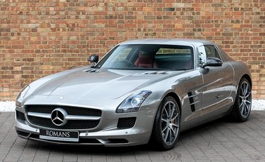 Mercedes-Benz SLS AMG 6