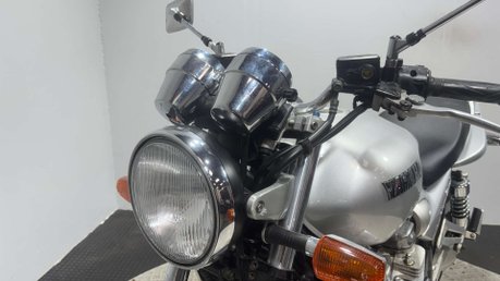 Yamaha XJR1300 2001 37K 1 OWNER NEW MOT SERVICED MUSCLE BIKE 1300CC 32