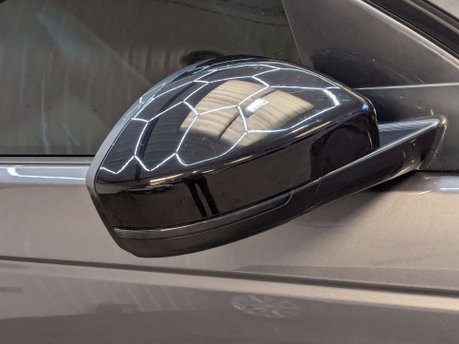 Land Rover Discovery Sport 2.0 Discovery Sport Landmark TD4 Auto 4WD 5dr 17