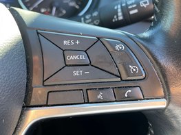 Nissan Qashqai 1.3 Qashqai N-Connecta DiG-T 5dr 50