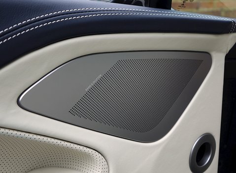 Aston Martin Vanquish Volante 25