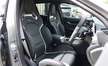 Mercedes-Benz C63 S Estate 16