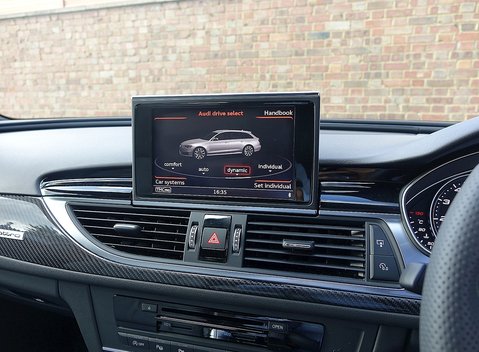 Audi RS6 Avant Performance 22