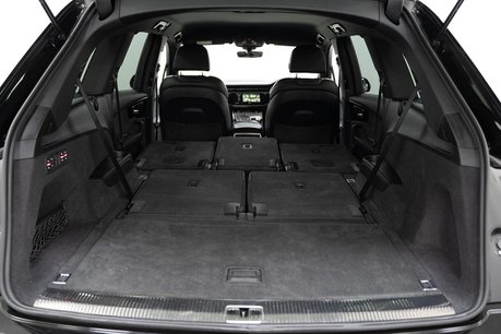Audi Q7 3.0 TFSI V6 55 Black Edition SUV 5dr Petrol Tiptronic quattro Euro 6 (s/s) 35