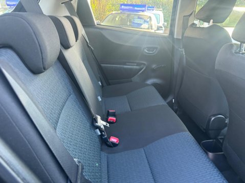 Toyota Yaris 1.33 Dual VVT-i TR Euro 5 5dr 25