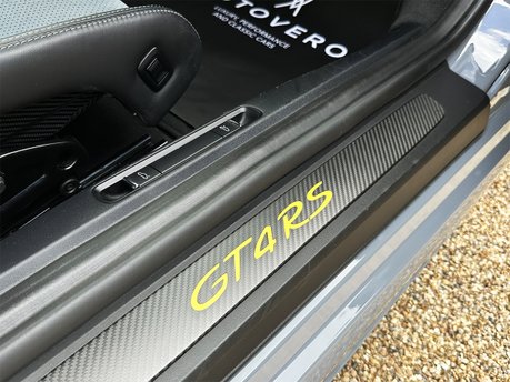 Porsche 718 CAYMAN GT4 RS PDK 98