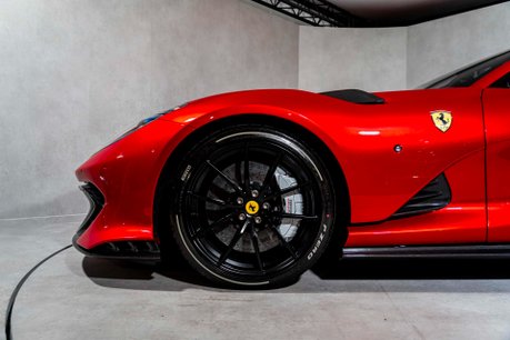 Ferrari 812 Competizione HUGE SPECIFICATION. 4-LAYER PAINT. CARBON FIBRE INT & EXT. TWO-TONE LIVERY. 11