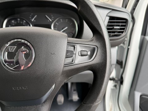 Vauxhall Vivaro L2H1 2900 DYNAMIC S/S 18