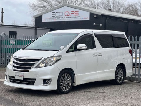 Toyota Alphard GOLDEN EYES II V6 3