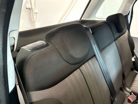 Fiat 500L 1.2 500L Lounge MultiJet Semi-Auto 5dr 33