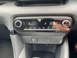 Toyota Yaris 1.5 Yaris Design HEV CVT 5dr 50