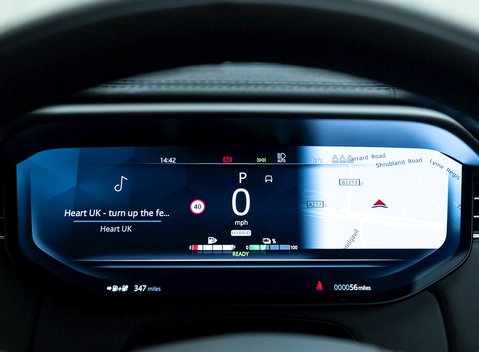 Land Rover Range Rover Sport P440e Dynamic SE 17