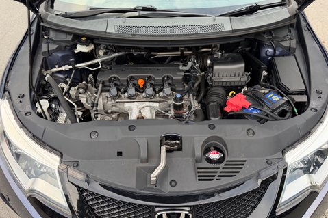 Honda Civic I-VTEC SE PLUS NAVI AUTOMATIC - ONE LADY OWNER - REVERSE CAMERA 48