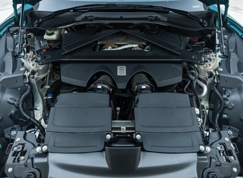 Aston Martin DB12 Coupe 47