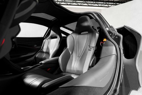 McLaren 720S V8 SSG. FULL MSH. CARBON PACK 1. CARBON INTERIOR. CERAMICS. LIFT. B & O. 20