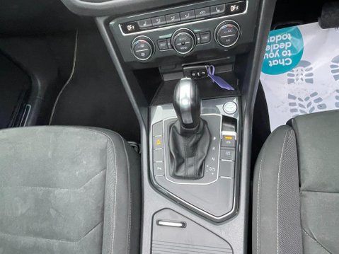 Volkswagen Tiguan 2.0 TDI SEL SUV 5dr Diesel DSG Euro 6 (s/s) (150 ps) 22