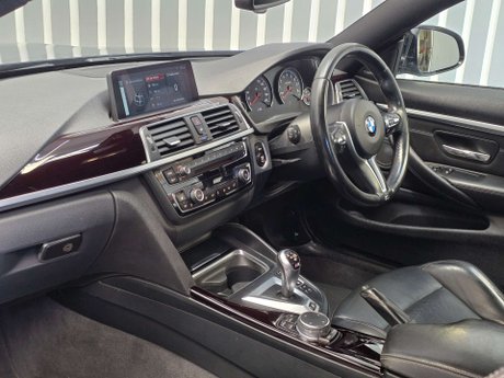 BMW M4 3.0 BiTurbo Coupe 2dr Petrol DCT Euro 6 (s/s) (431 ps) 21