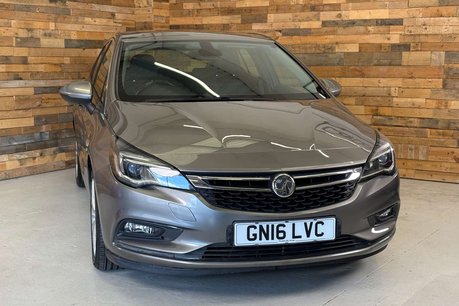 Vauxhall Astra 1.4i Turbo Elite Nav Hatchback 5dr Petrol Auto Euro 6 (s/s) (150 ps) 25