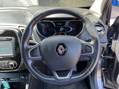Renault Captur 1.5 dCi ENERGY Dynamique S Nav SUV 5dr Diesel Auto Euro 6 (s/s) (90 ps) 19
