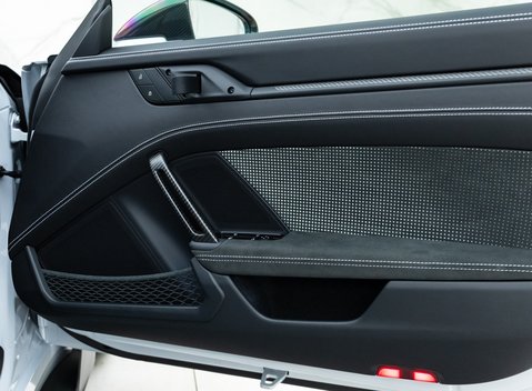 Porsche 911 GT3 RS Weissach (992) 26