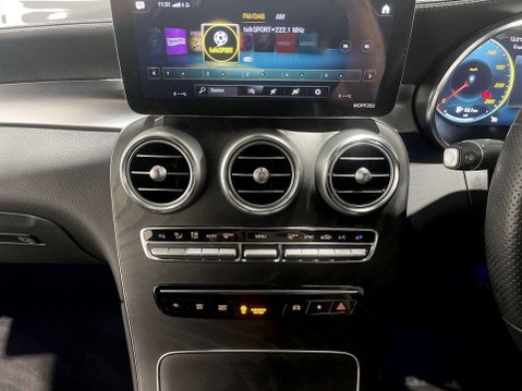 Mercedes-Benz GLC 2.0 GLC300d AMG Line (Premium) Coupe 5dr Diesel G-Tronic+ 4MATIC Euro 6 (s/ 18