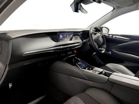 DS DS 4 1.6 E-TENSE 12.4kWh Trocadero Hatchback 5dr Petrol Plug-in Hybrid EAT8 Euro 15