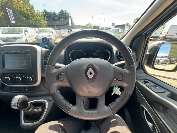 Renault Trafic AUTO SWB (SOLD MT) L1H1 Low Roof Sport SL29 Air Con Alloys E 16
