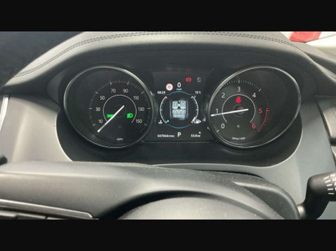Jaguar E-Pace 2.0 E-PACE SE D AWD Auto 4WD 5dr 11