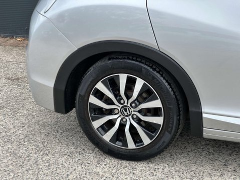 Honda Civic 1.6 Civic i-DTec SR 5dr 27