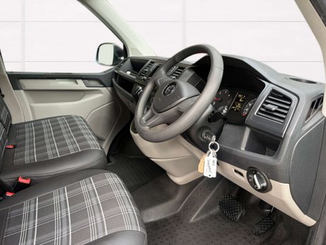 Volkswagen Transporter 2.0 TDI T28 BlueMotion Start-Line Panel Van 5dr Diesel DSG FWD LWB Euro 6 ( 4