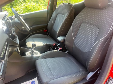 Ford Fiesta TITANIUM 17