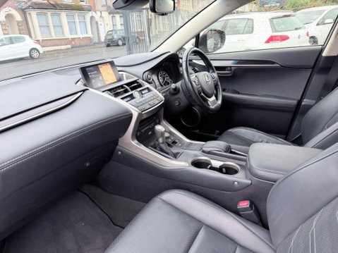 Lexus NX 2.5 300h Premier E-CVT 4WD Euro 6 (s/s) 5dr 14