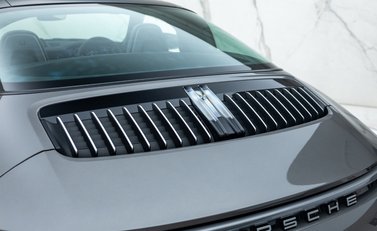 Porsche 911 Targa 4 (992) 48