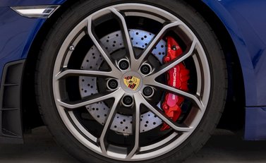 Porsche 718 Boxster Spyder 11